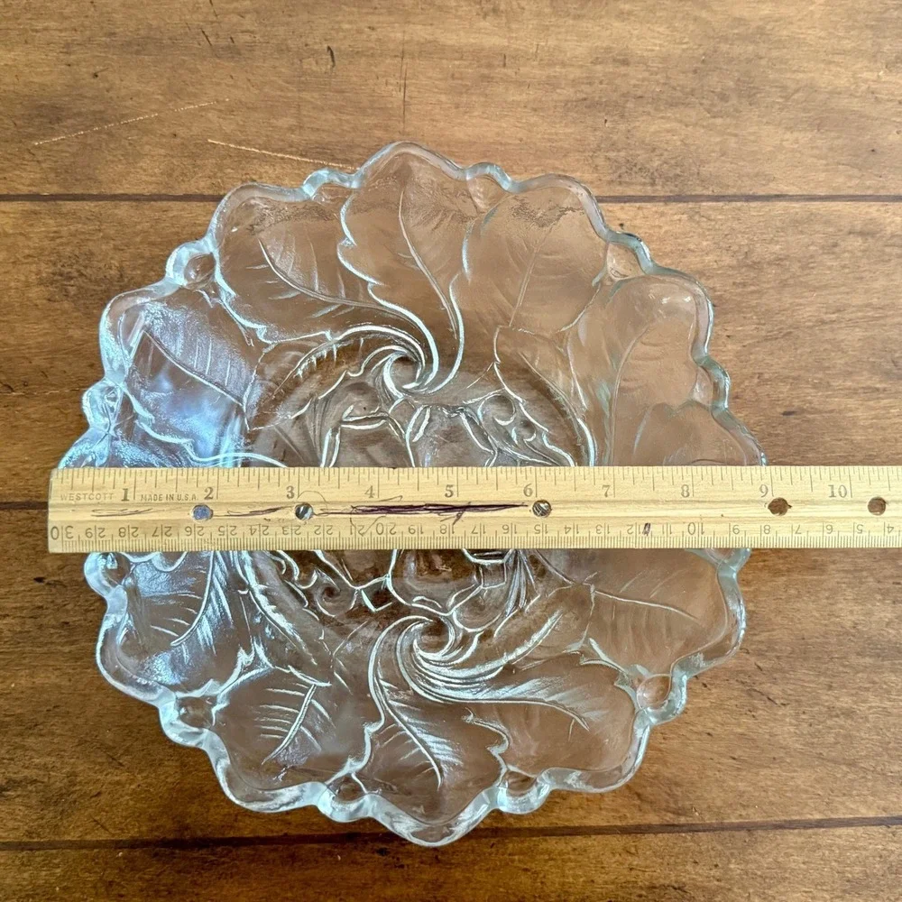 Vintage 1940's Clear Pressed Glass Serving Bowl 9″ Diameter Floral Swirl